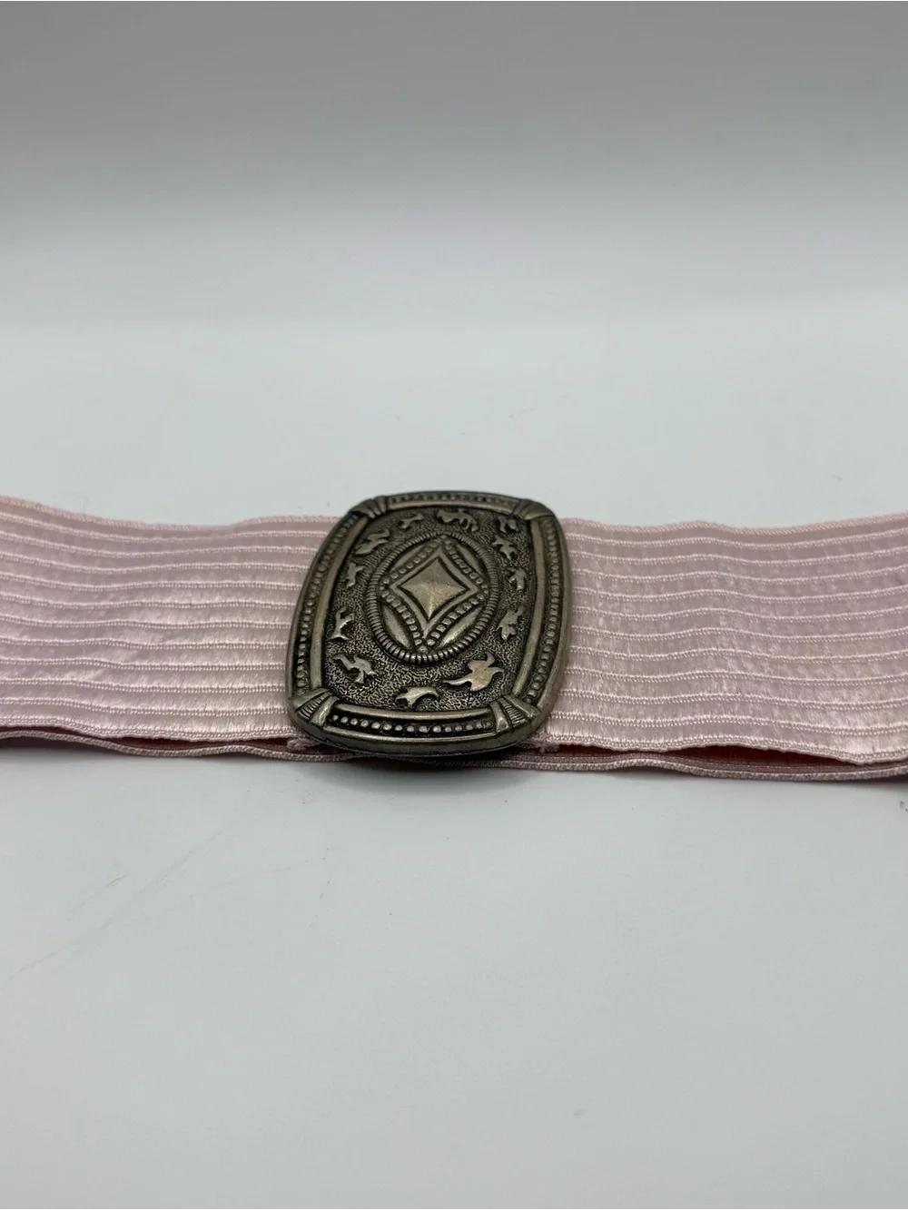 Vintage pearl 1990 Pink Elastic Waist Belt with Decorative Metal Buckle